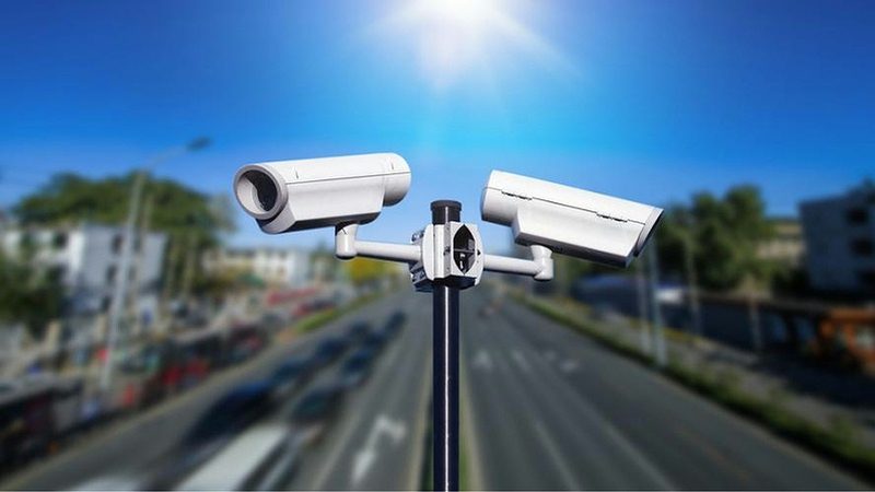 电梯监控摄像头安装：关键要素与选型指南**